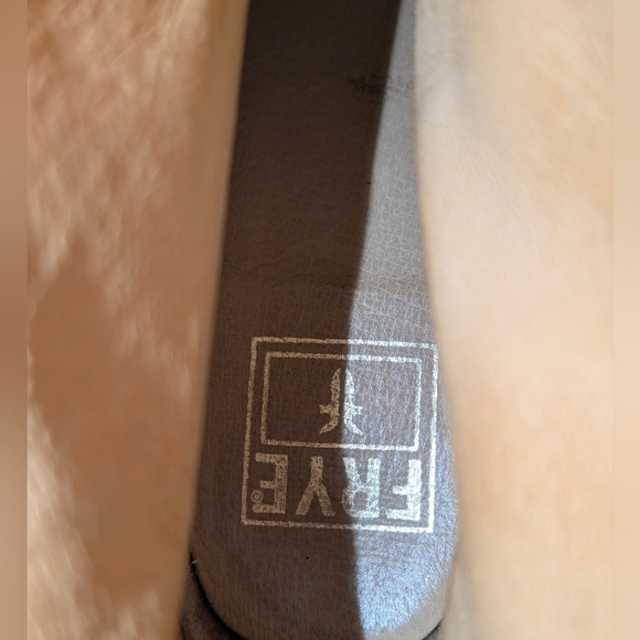 Frye Veronica Short Buckle Moto Antiqued Boots - Picture 12 of 13